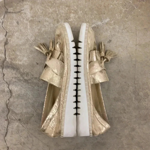 Vanessa Wu slide on metallic shoes - Picture 5 of 8